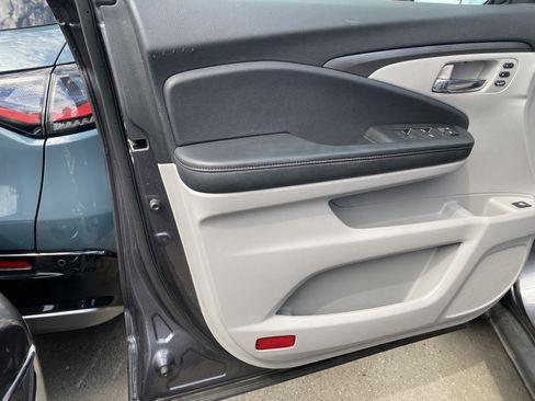Used 2023 Honda Ridgeline RTL image 17