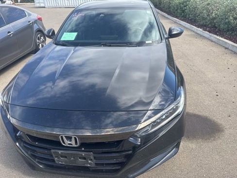 Used 2020 Honda Accord Sport image 3