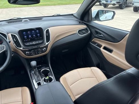 Used 2024 Chevrolet Equinox Premier w/ LPO, Floor Liner Package FWD image 26