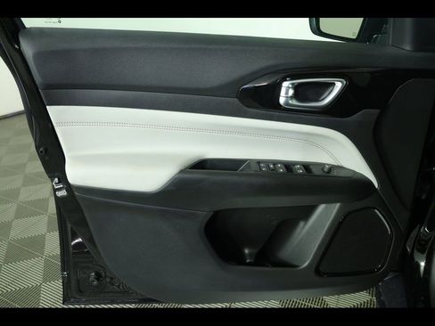 New 2026 Jeep Compass Limited image 20