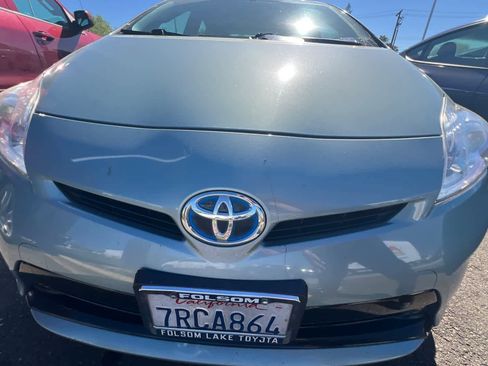 Used 2015 Toyota Prius Two image 12