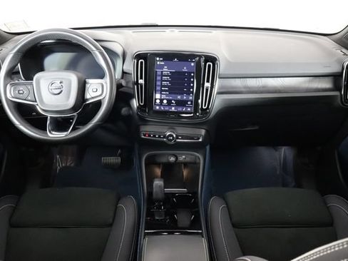 Used 2023 Volvo C40 P8 Recharge Plus AWD/4WD image 13