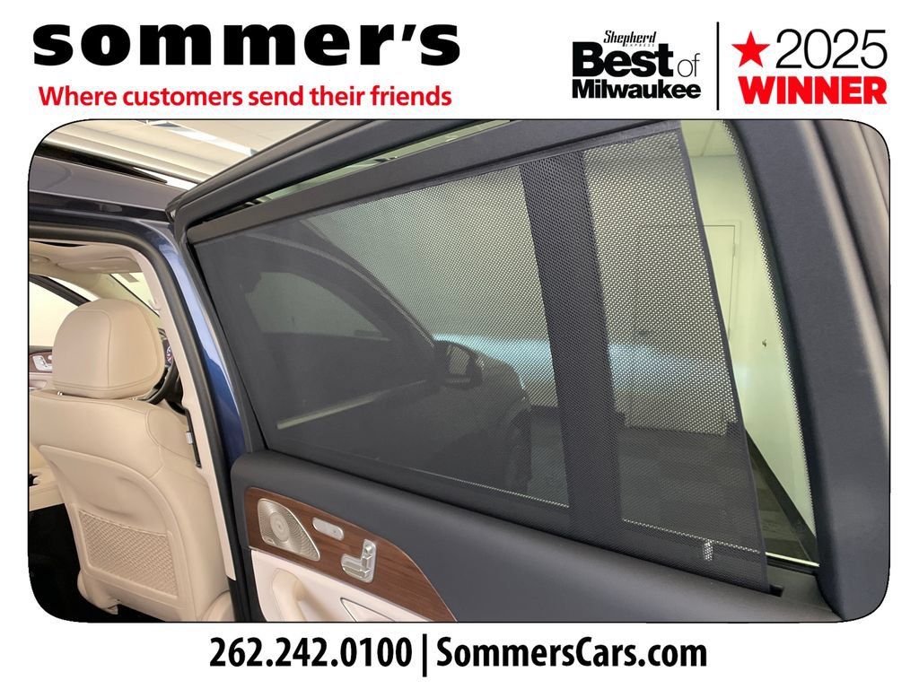 Used 2025 Mercedes-Benz GLS 450 4MATIC image 33