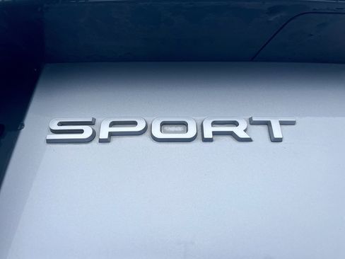 Certified 2024 Land Rover Discovery Sport S image 33