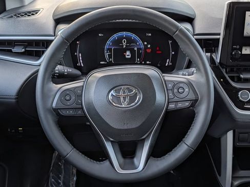 Certified 2025 Toyota Corolla Cross XLE w/ Convenience Package FWD image 13