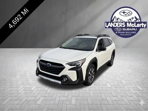 Used 2025 Subaru Outback Limited XT w/ Popular Package #2 image 4