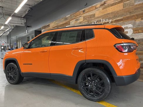 New 2026 Jeep Compass Latitude image 18