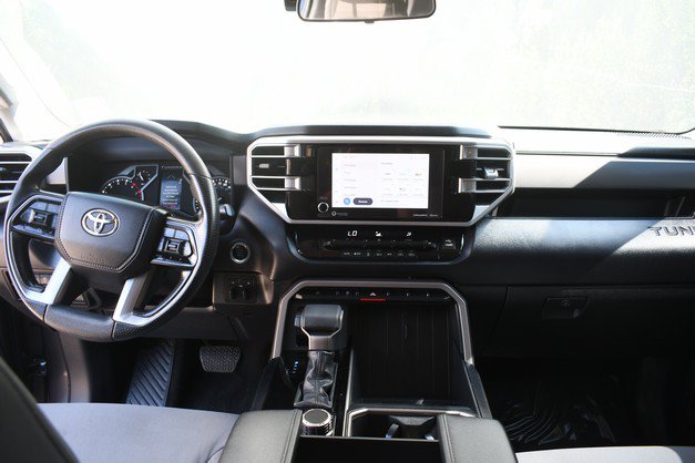 Used 2022 Toyota Tundra SR5 AWD/4WD image 18