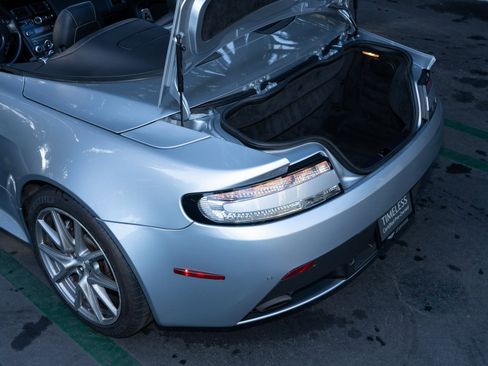 Used 2015 Aston Martin V8 Vantage GT image 13