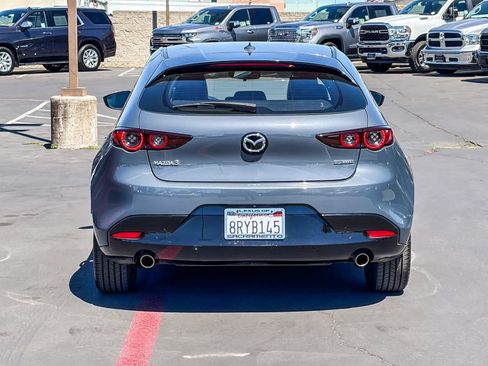 Used 2020 MAZDA MAZDA3 Hatchback w/ Premium Package FWD image 3