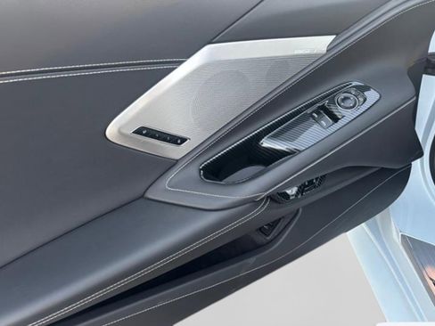 Used 2021 Chevrolet Corvette Stingray Preferred Cpe w/ Z51 Performance Package image 12