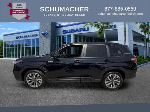 Used 2025 Subaru Forester Touring AWD/4WD image 4