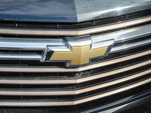 Used 2023 Chevrolet Traverse High Country image 5