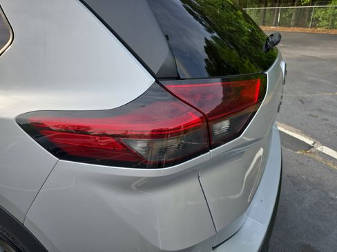 Used 2024 Nissan Rogue S image 36