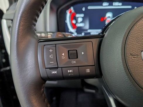 Used 2024 Nissan Rogue Platinum w/ Platinum Premium Package image 19