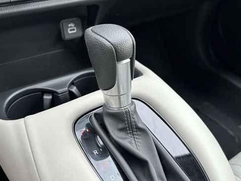 Used 2024 Honda HR-V LX image 28