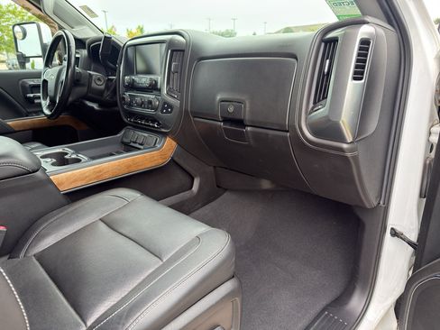 Used 2019 Chevrolet Silverado 3500 LTZ w/ Duramax Plus Package AWD/4WD image 42