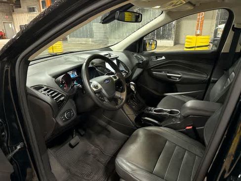 Used 2016 Ford Escape Titanium AWD/4WD image 31