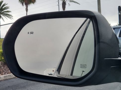 New 2026 Chevrolet Traverse LT w/ Driver Confidence Package image 14