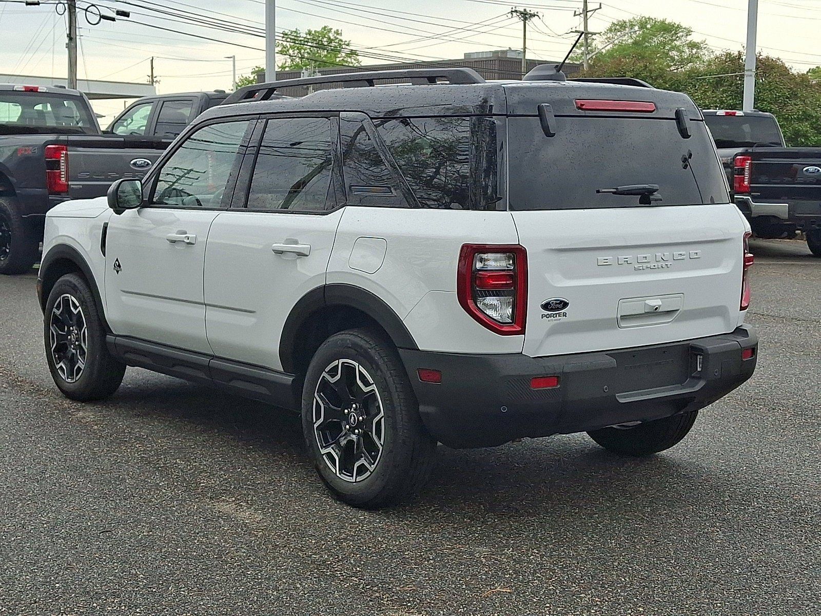 New 2025 Ford Bronco Sport Outer Banks w/ Outer Banks Tech Package+ AWD/4WD image 4