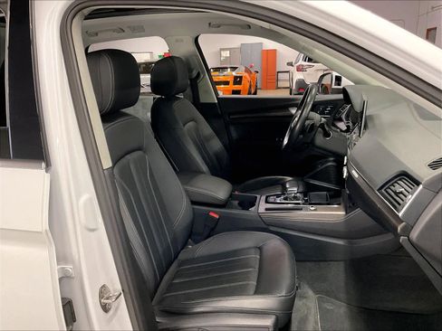 Certified 2023 Audi Q5 2.0T Premium Plus w/ Premium Plus Package AWD/4WD image 10