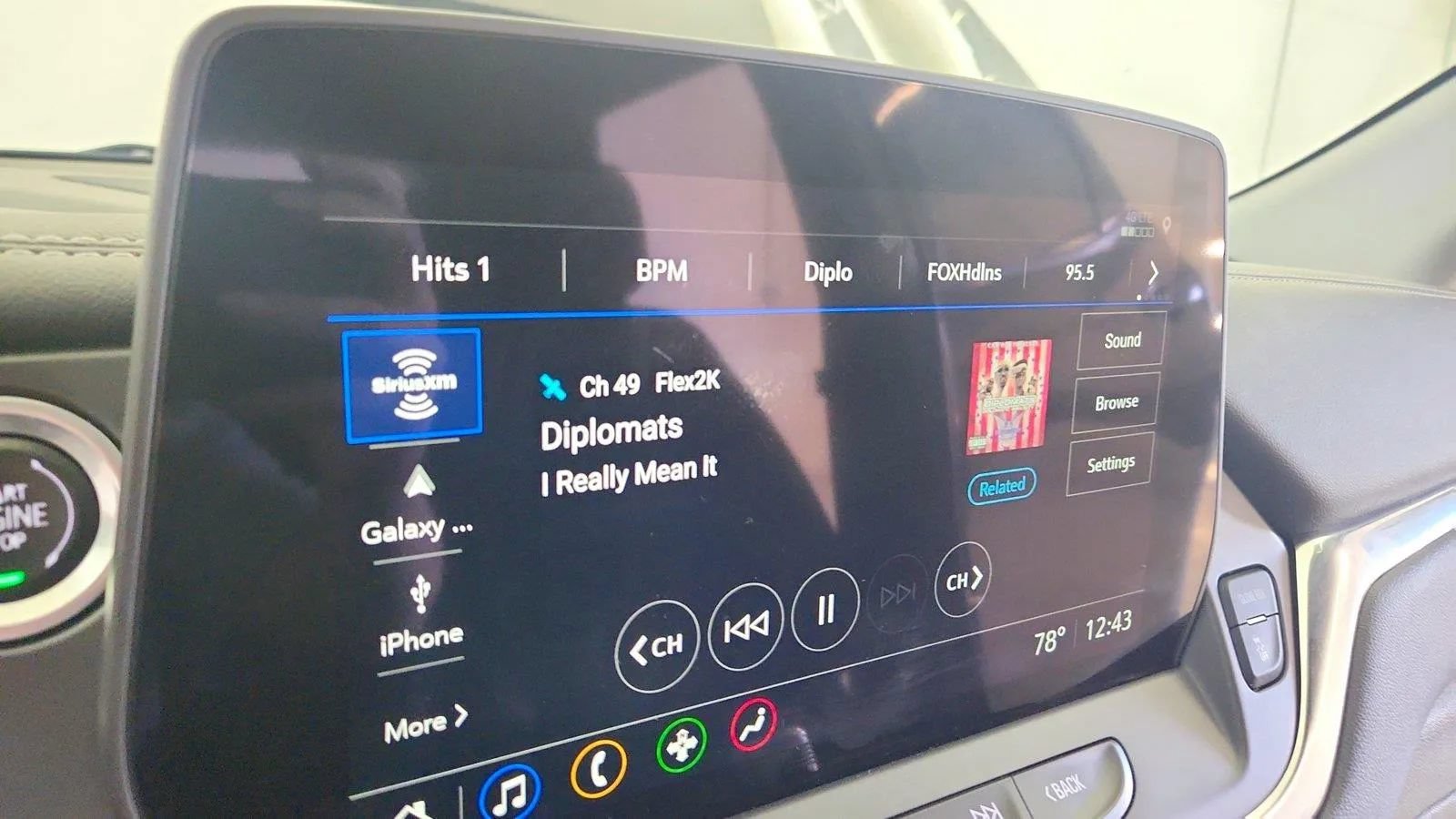 Used 2024 Chevrolet Blazer LT w/ Convenience Package FWD image 24