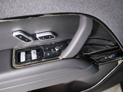 New 2026 Land Rover Range Rover Sport Dynamic SE image 26