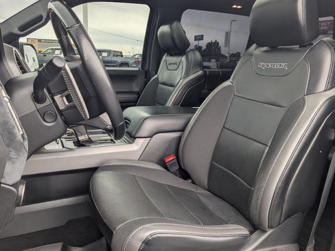 Used 2019 Ford F150 Raptor w/ Equipment Group 802A Luxury AWD/4WD image 30