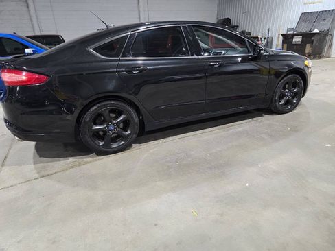Used 2013 Ford Fusion SE FWD image 13
