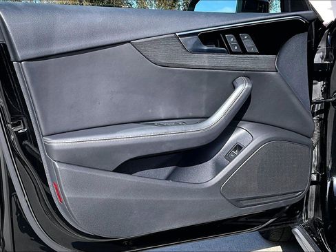 Used 2020 Audi A4 2.0T allroad Premium Plus w/ Premium Plus Package image 27