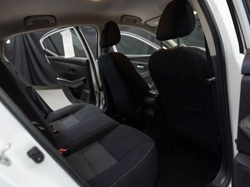 Used 2024 Nissan Sentra SV FWD image 18