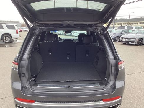 Used 2022 Jeep Grand Cherokee Summit w/ Adv Protech Group IV AWD/4WD image 10