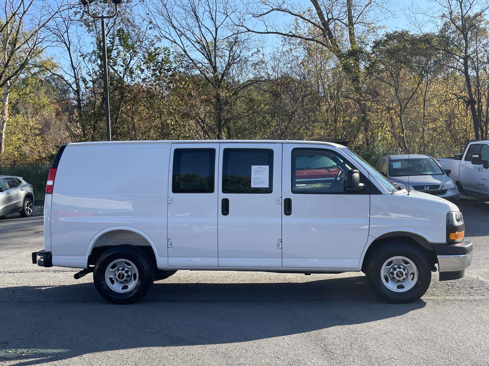 Certified 2025 GMC Savana 2500 w/ Driver Convenience Package RWD image 2