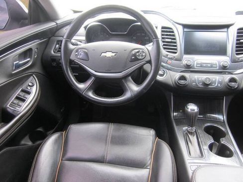 Used 2019 Chevrolet Impala Premier FWD image 9