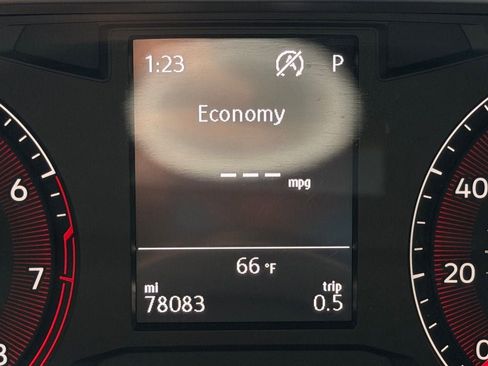 Used 2020 Volkswagen Jetta GLI image 16