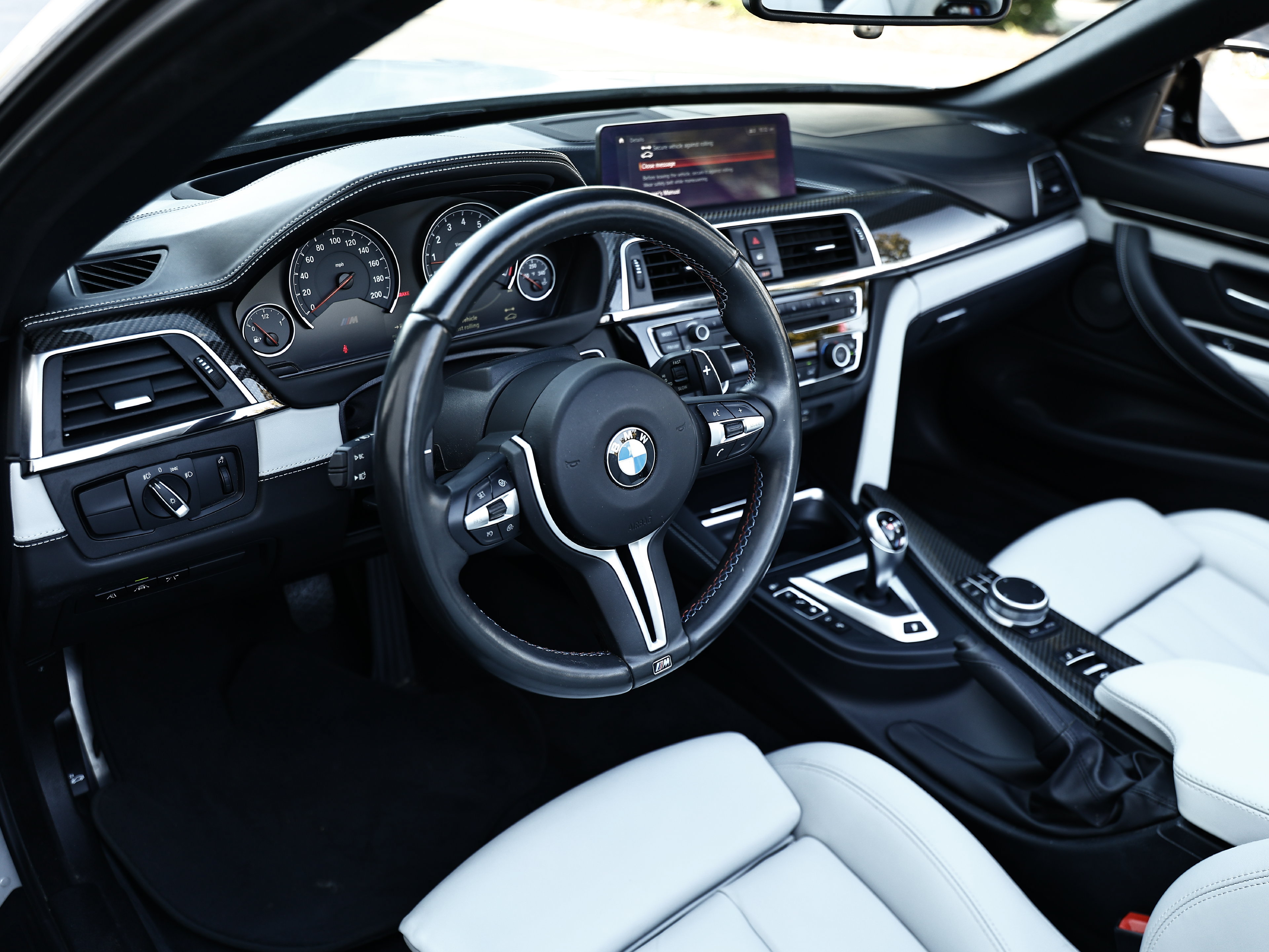 Used 2020 BMW M4 Convertible w/ Competition Package RWD image 20