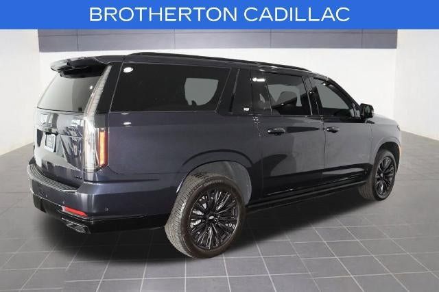 Certified 2025 Cadillac Escalade ESV Sport w/ LPO, ONYX Package AWD/4WD image 9