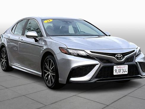 Certified 2024 Toyota Camry SE image 2
