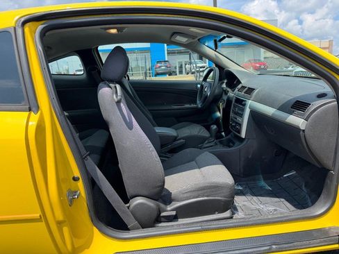 Used 2009 Chevrolet Cobalt LT w/ Preferred Equipment Group FWD image 10