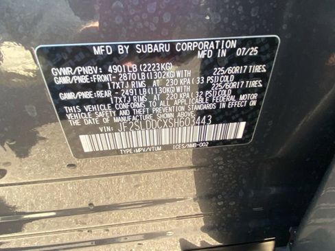 Used 2025 Subaru Forester Premium image 32