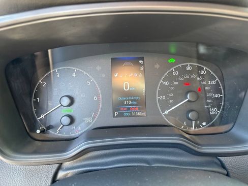Used 2023 Toyota Corolla SE w/ SE Package FWD image 20