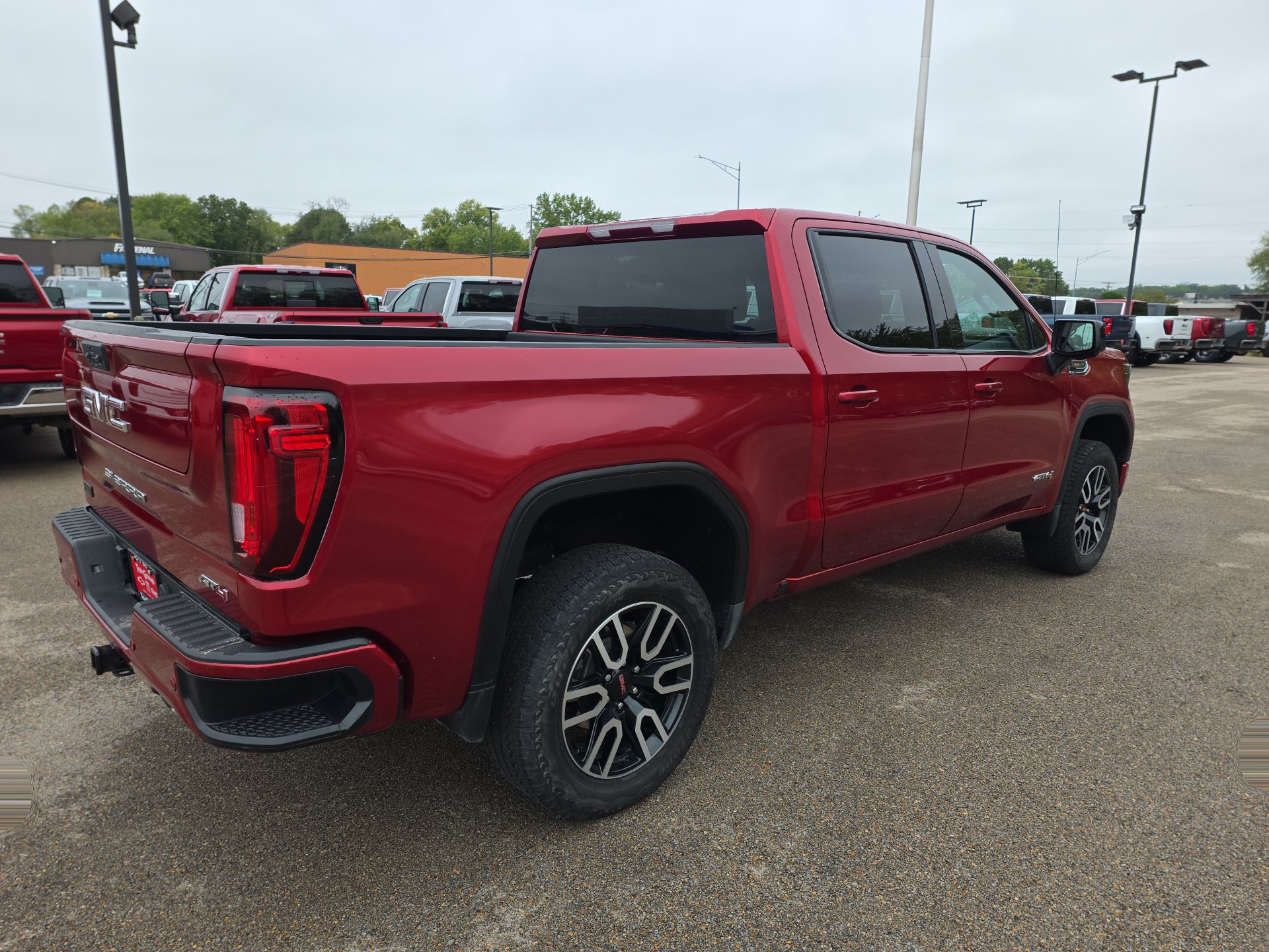 Used 2025 GMC Sierra 1500 AT4 AWD/4WD image 10