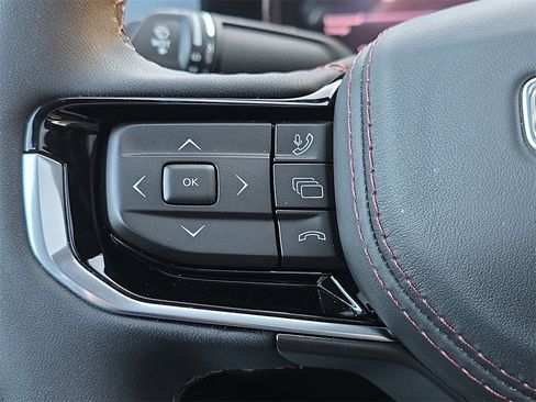 Used 2025 Jeep Wagoneer S Launch Edition image 20