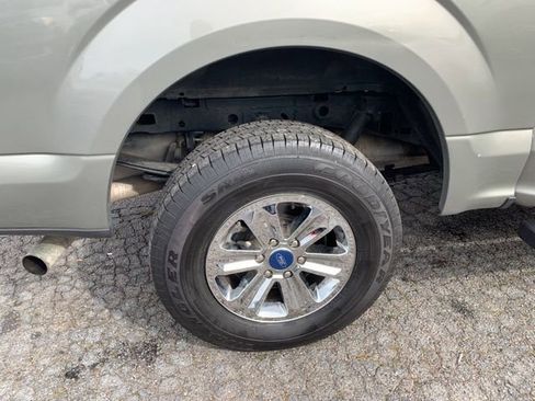 Used 2020 Ford F150 XLT image 40