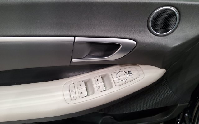 Used 2024 Hyundai Sonata SEL w/ Convenience Package FWD image 30