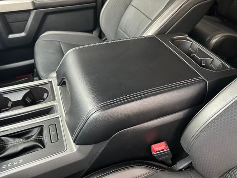 Used 2019 Ford F150 Raptor w/ Equipment Group 802A Luxury image 16