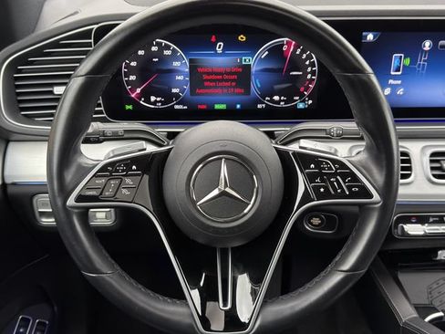 Used 2024 Mercedes-Benz GLE 450e 4MATIC image 11
