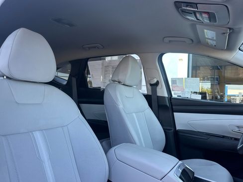 Used 2025 Hyundai Tucson SEL image 18