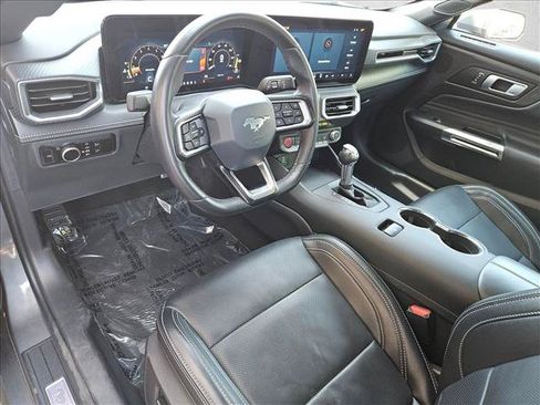 Used 2025 Ford Mustang Premium RWD image 19