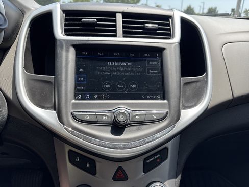 Used 2019 Chevrolet Sonic LT FWD image 21